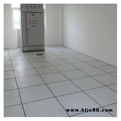 興鐵防靜電地板 全鋼防靜電地板 超強(qiáng)耐磨活動地板 機(jī)房裝修 --------濟(jì)南興鐵