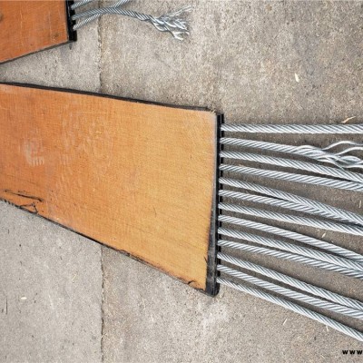 六安鋼絲傳送帶特制鋼絲膠帶廠家水泥提升帶宗澤工業(yè)