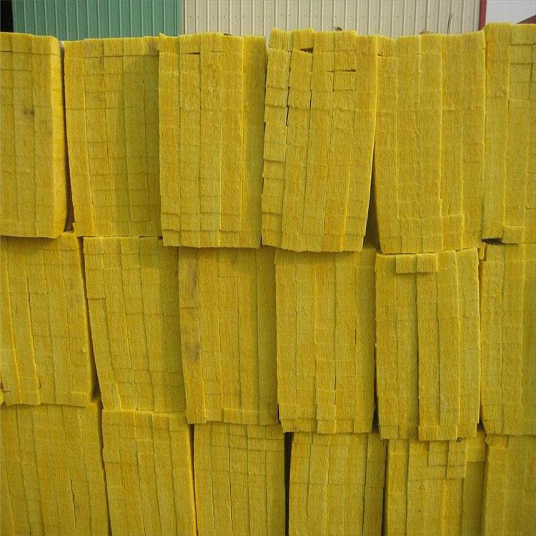防水玻璃棉 長期供應玻璃棉保溫制品 玻璃棉生產(chǎn)廠家