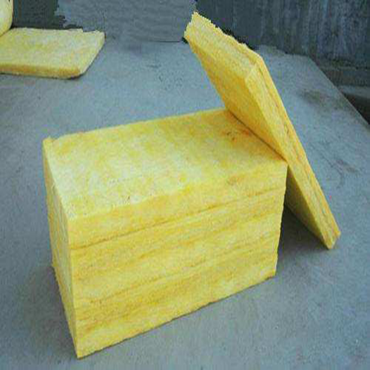 防水玻璃棉 離心玻璃棉氈 玻璃棉生產(chǎn)廠家