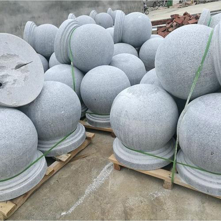 竣峰石業(yè) 芝麻白擋車石球 公園路障石墩 定制花崗巖擋車路障石球