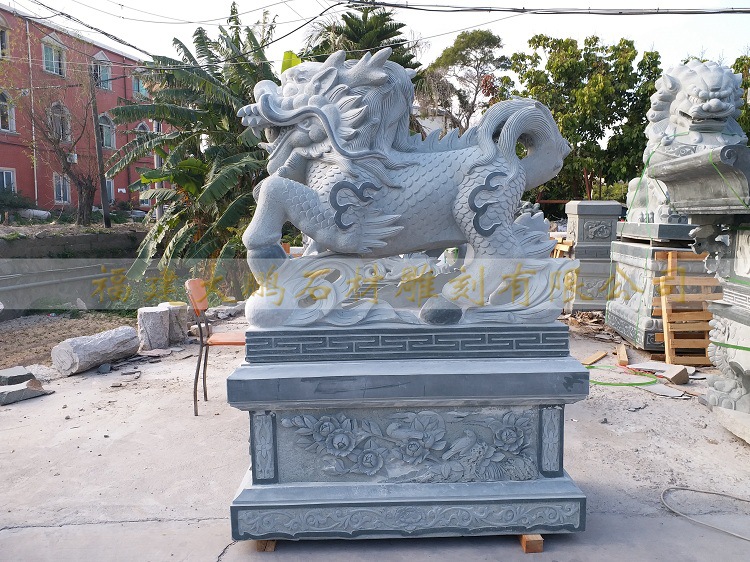 惠安廠家定制石雕麒麟 看門擺件瑞獸石雕一對 傳統(tǒng)中式石雕麒麟示例圖16