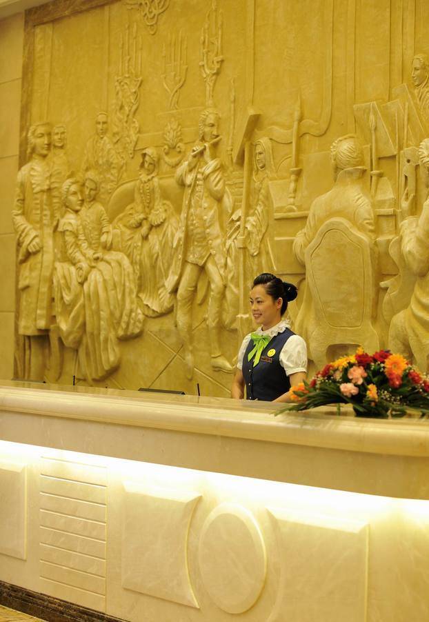 砂巖浮雕壁畫沐浴女部圖、專業(yè)廠家直銷示例圖2