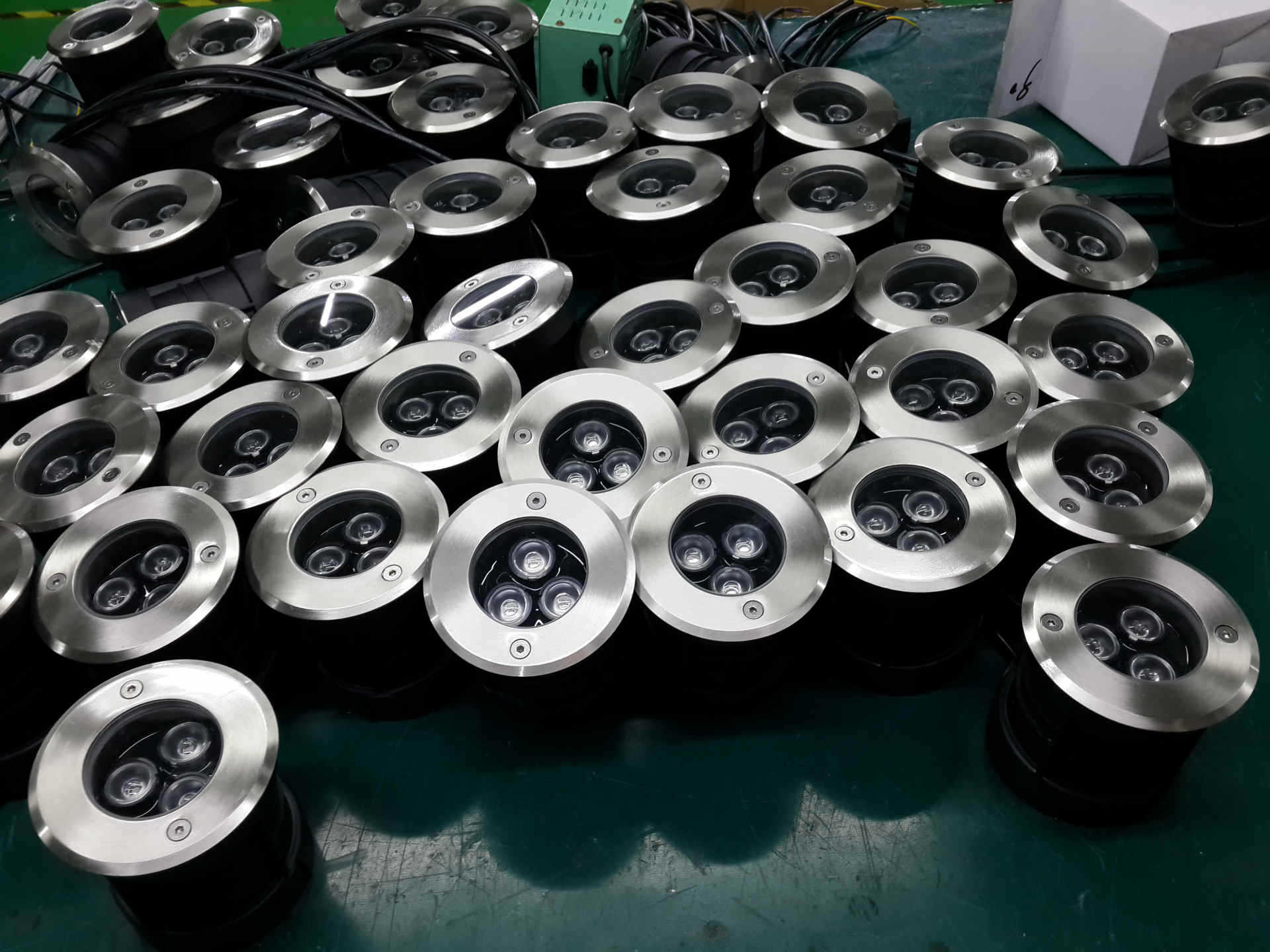 供應大功率LED1W全不銹鋼水下埋地燈/泳池射燈/1W水下燈示例圖2