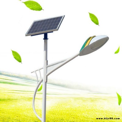 四川 廠家供應 新農村風光互補太陽能路燈LED鋰電池4米5米6米7米30瓦40瓦LED庭院燈景觀燈太陽能路燈
