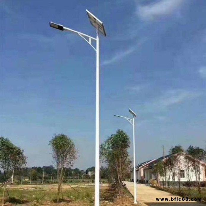 六盤水太陽能路燈  太陽能路燈廠家批發(fā) 中華燈施工 庭院燈安裝