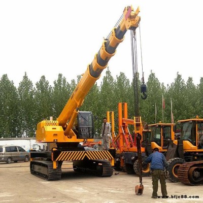 鴻信16噸履帶底盤吊車 全地形液壓履帶吊車 農用橡膠履帶式起重機