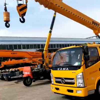 凱馬8噸吊車 8噸小吊車 8噸汽車起重機  廠家直銷8噸汽車吊  山東凱馬8噸吊車直銷