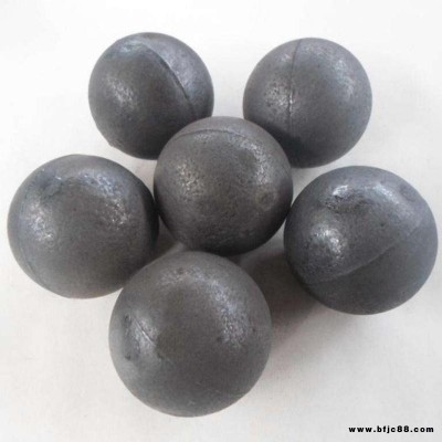 球磨機(jī)氧化鋁磨料 3.2x13米球磨機(jī)研磨體級(jí)配 泰宏鋼球公司