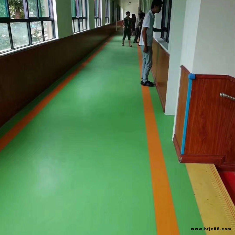 綠色環保學校，幼兒園安全塑膠地板