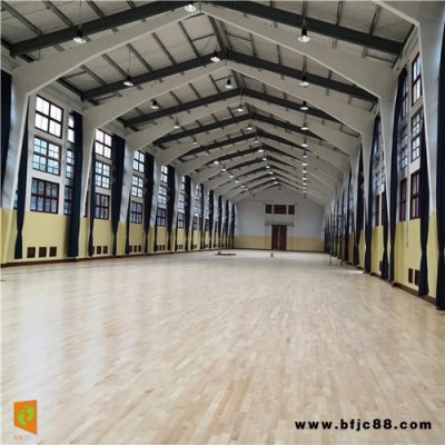 贛州籃球場(chǎng)地板翻新_室內(nèi)籃球場(chǎng)地板價(jià)格_歐氏地板
