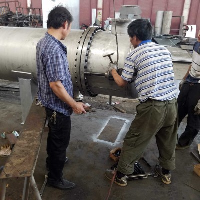 煙氣冷卻器煙氣冷凝器冷凝冷卻器列管式冷卻器蒸汽加熱器水循環散熱器不銹鋼暖氣片換熱器翅片散熱器廢氣換熱器風冷卻器批發