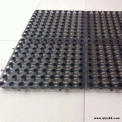 武漢全新料排水板廠家 凹凸型H20排水板批發(fā)價格 凹凸塑料排水板經(jīng)銷商