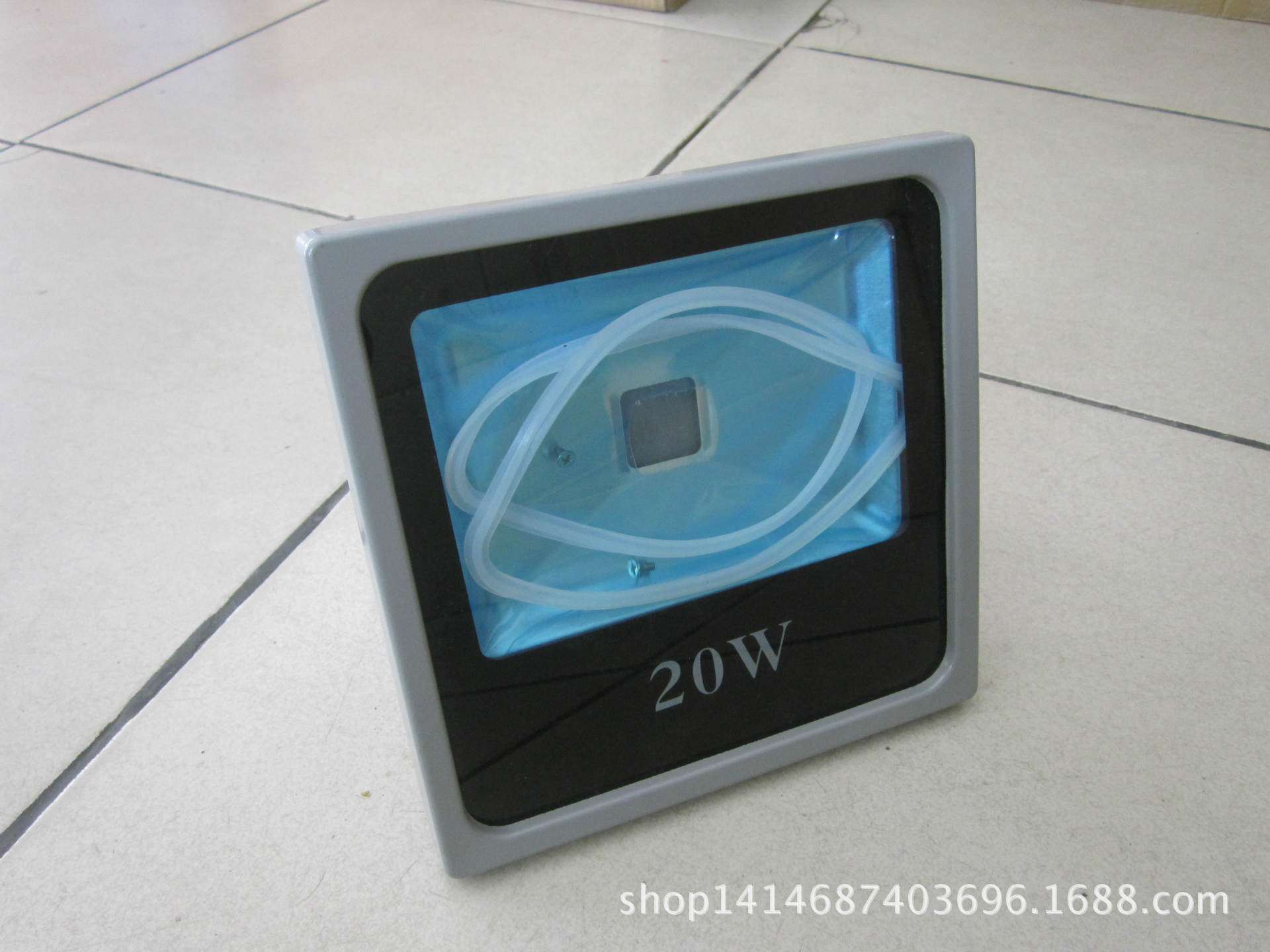 廠家直銷高品質(zhì)LED大功率 20W新款四方投光燈  泛光燈外殼示例圖2