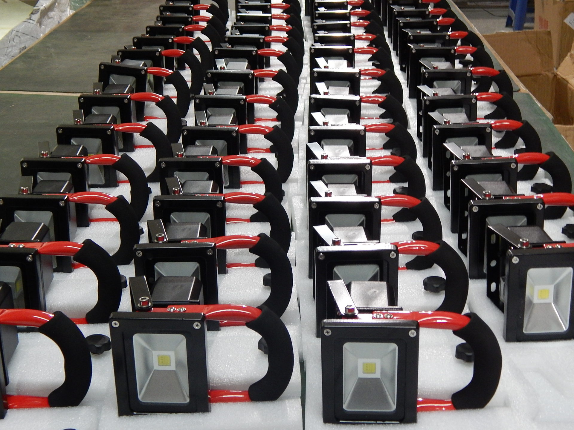 廠家直銷高品質(zhì)LED 大功率200W投光燈  泛光燈外殼示例圖2