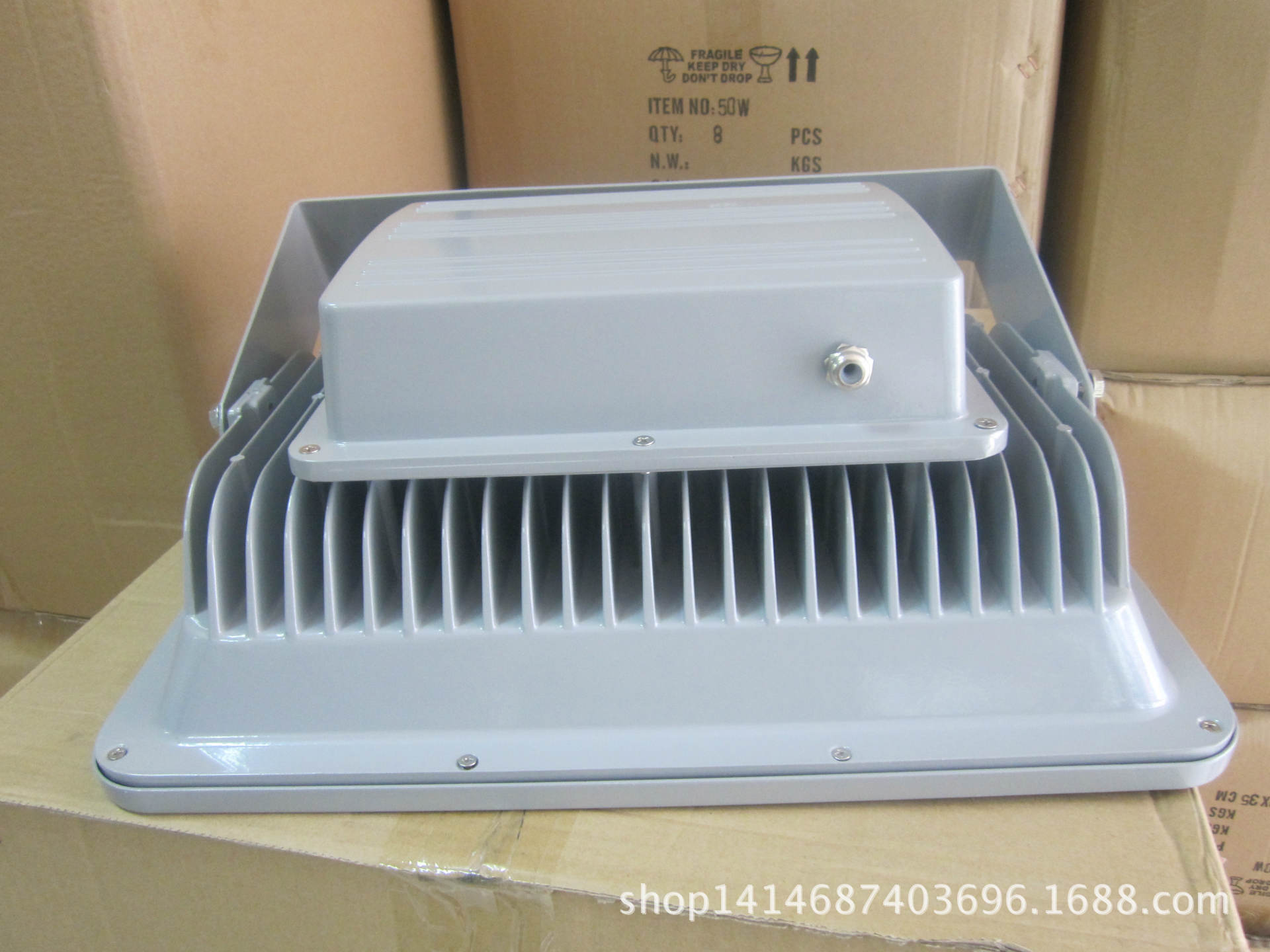 廠家直銷高品質(zhì)LED 大功率200W投光燈  泛光燈外殼示例圖5
