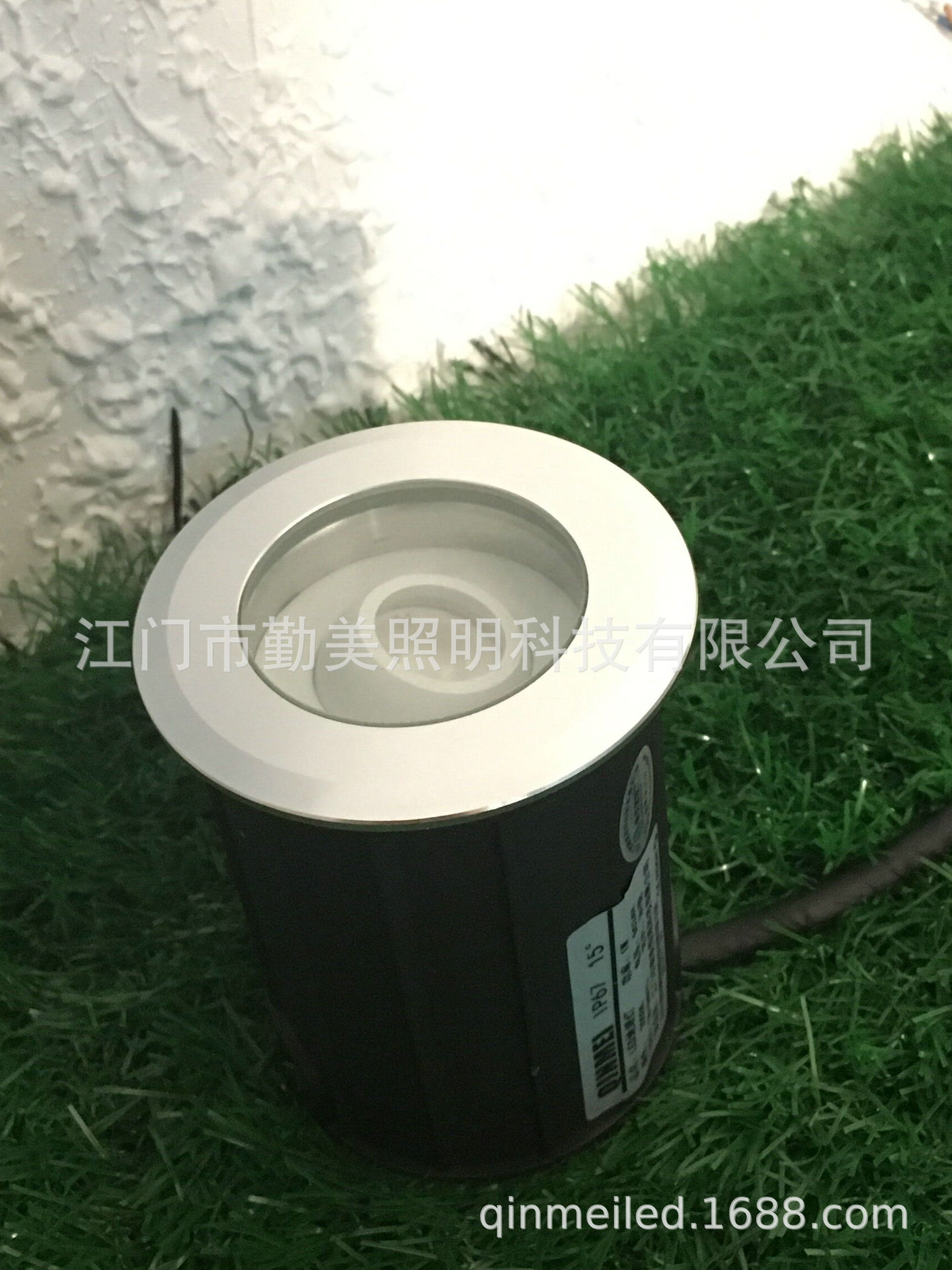 偏光地埋燈1W科瑞芯片側(cè)出光地埋燈加厚鋼化玻璃地面投光燈示例圖4