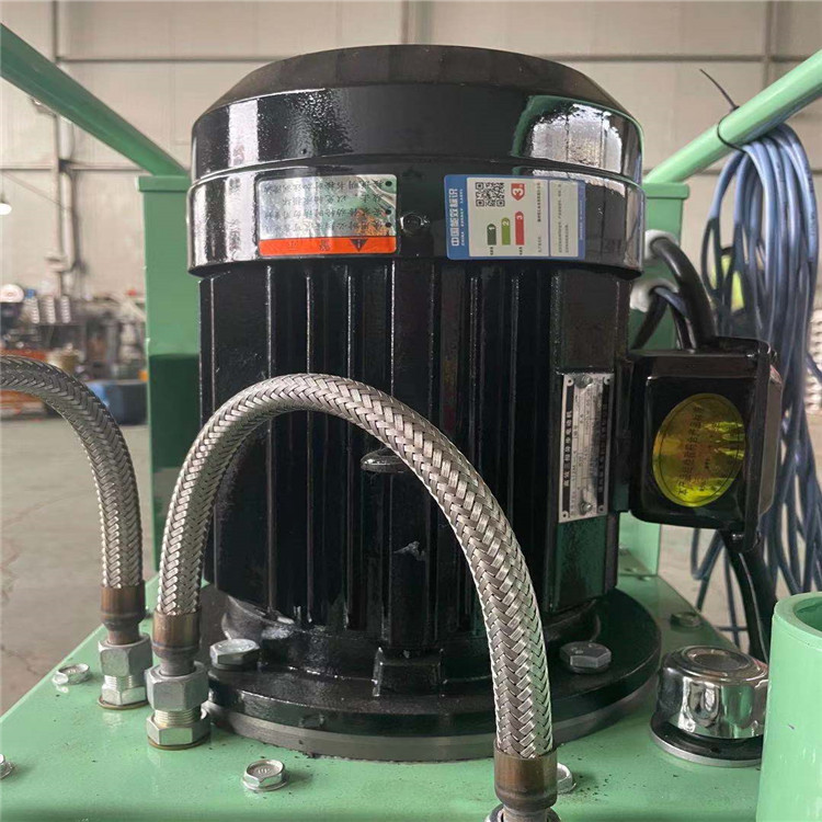 山東 輪式洗沙機鉚釘機 多功能鉚接鉚釘機 創(chuàng)菲送貨上門