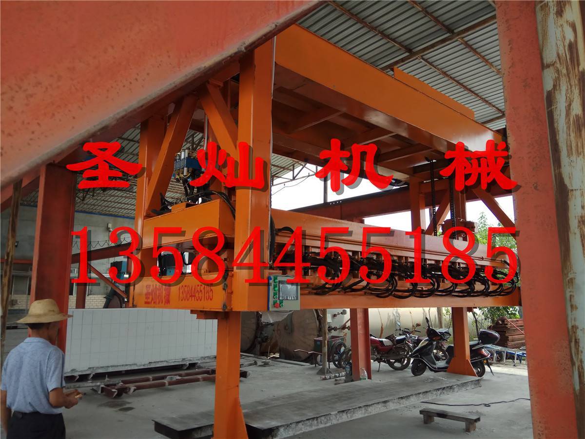 江蘇圣燦加氣混凝釜后包裝線，加氣塊成品輸送線，加氣磚自動(dòng)打包線，空翻切割機(jī)與地翻切割機(jī)對(duì)比加氣混凝土切割機(jī)江蘇加氣磚生產(chǎn)示例圖9