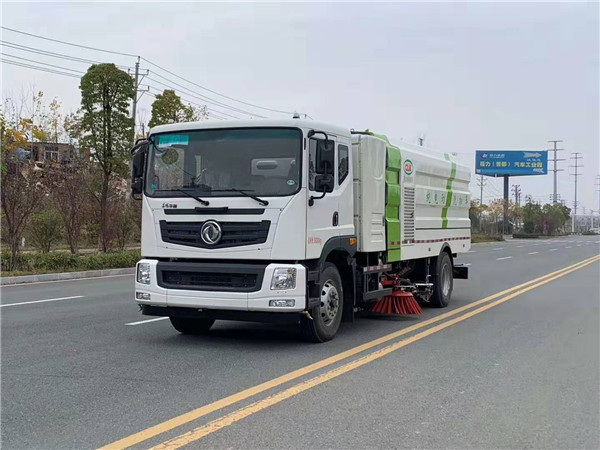 馬路清掃車-臨沂市馬路清掃車生產廠家