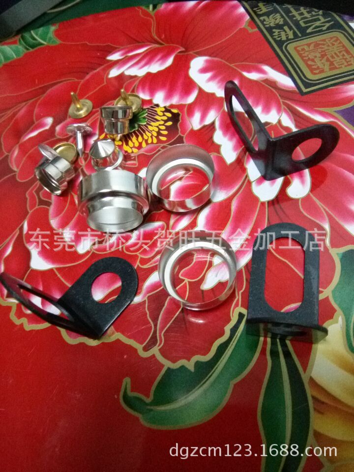 LED汽車(chē)車(chē)燈五金沖壓支架 日行車(chē)燈五金沖壓支架示例圖5