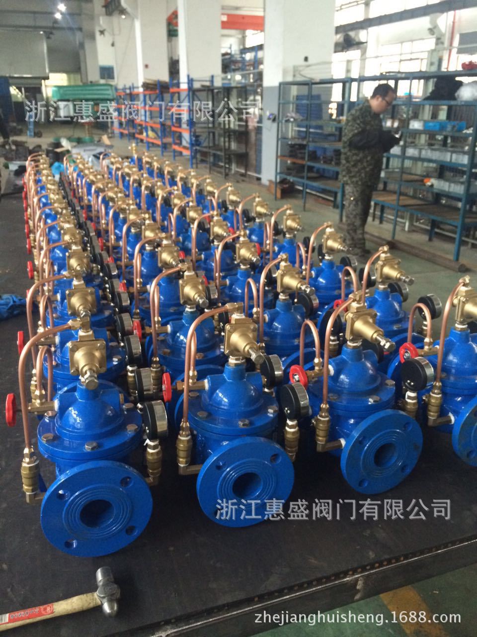 圓筒型阻尼器雙向旋轉(zhuǎn)緩沖器旋鈕360度緩降阻尼輪 翻蓋地插座緩升示例圖4