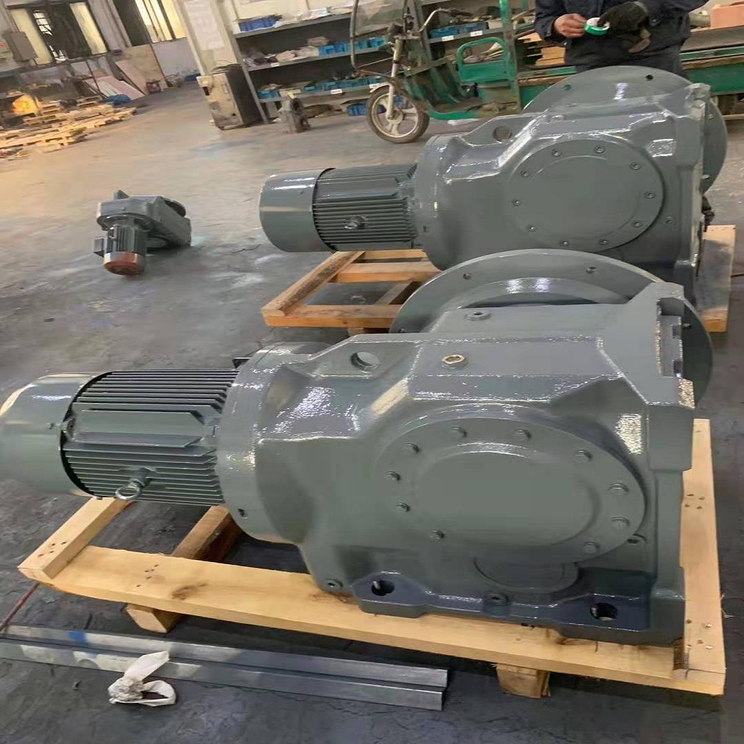 FA97R57DRE90M4齒輪減速箱 SA57DRS80M4蝸桿減速器
