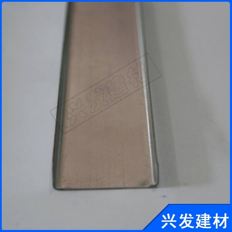 廠家直銷(xiāo)38主輕鋼龍骨 C型吊頂隔墻專(zhuān)用龍骨 承重龍骨示例圖9