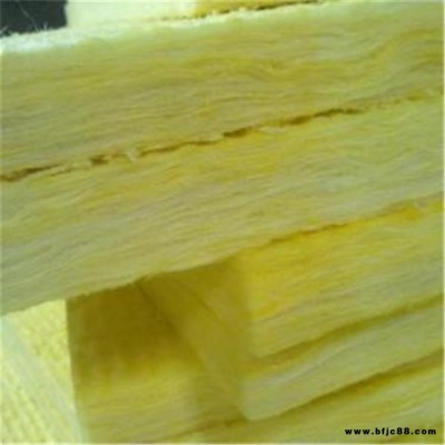 華克斯品牌  外墻玻璃棉板施工環境   A級玻璃棉板生產商   玻璃棉板應用范圍