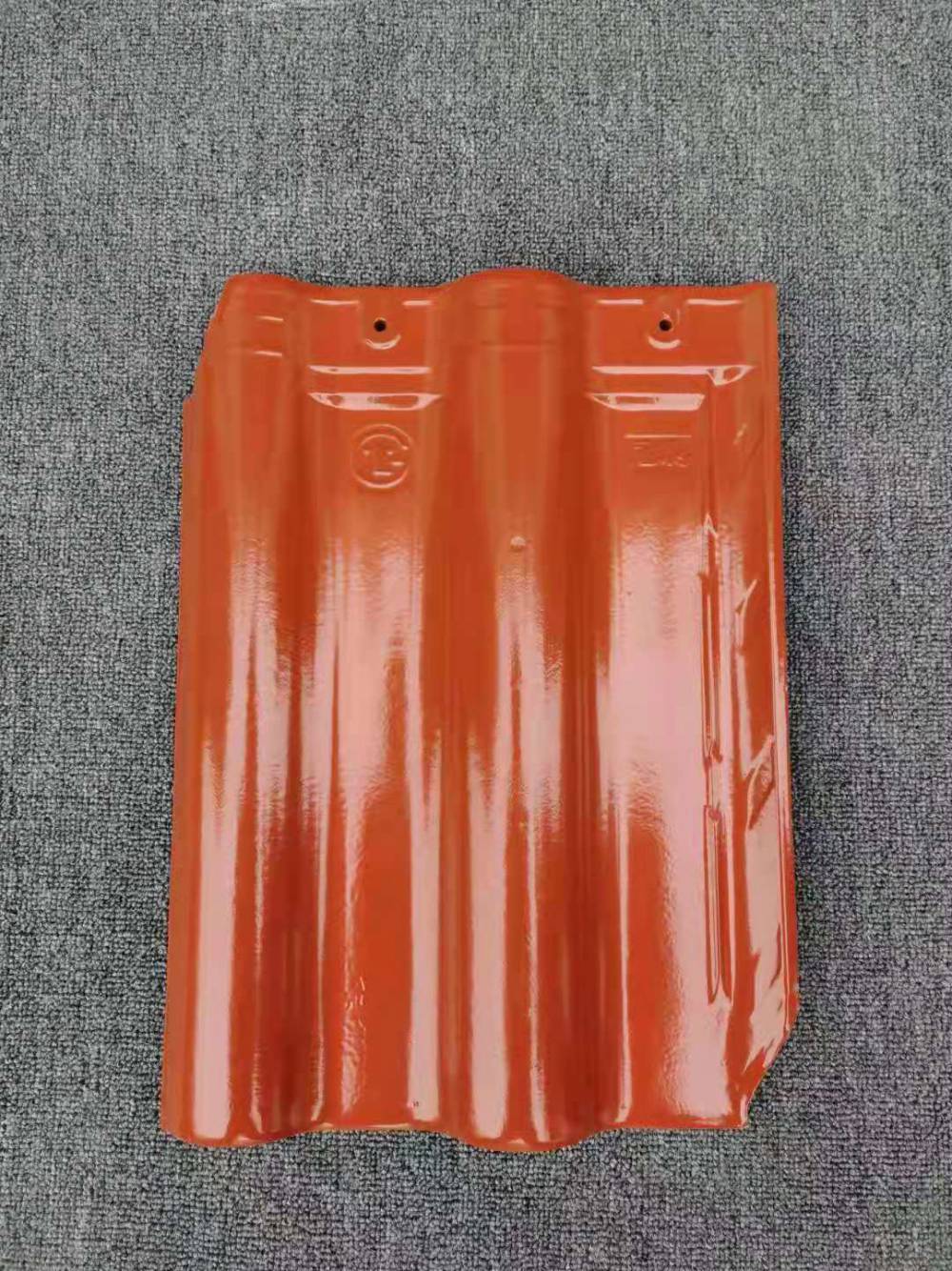 景德鎮(zhèn)陶瓷廠家直銷 31*31S瓦 陶瓷直角琉璃瓦瓦 高強(qiáng)度抗凍融耐久性強(qiáng)