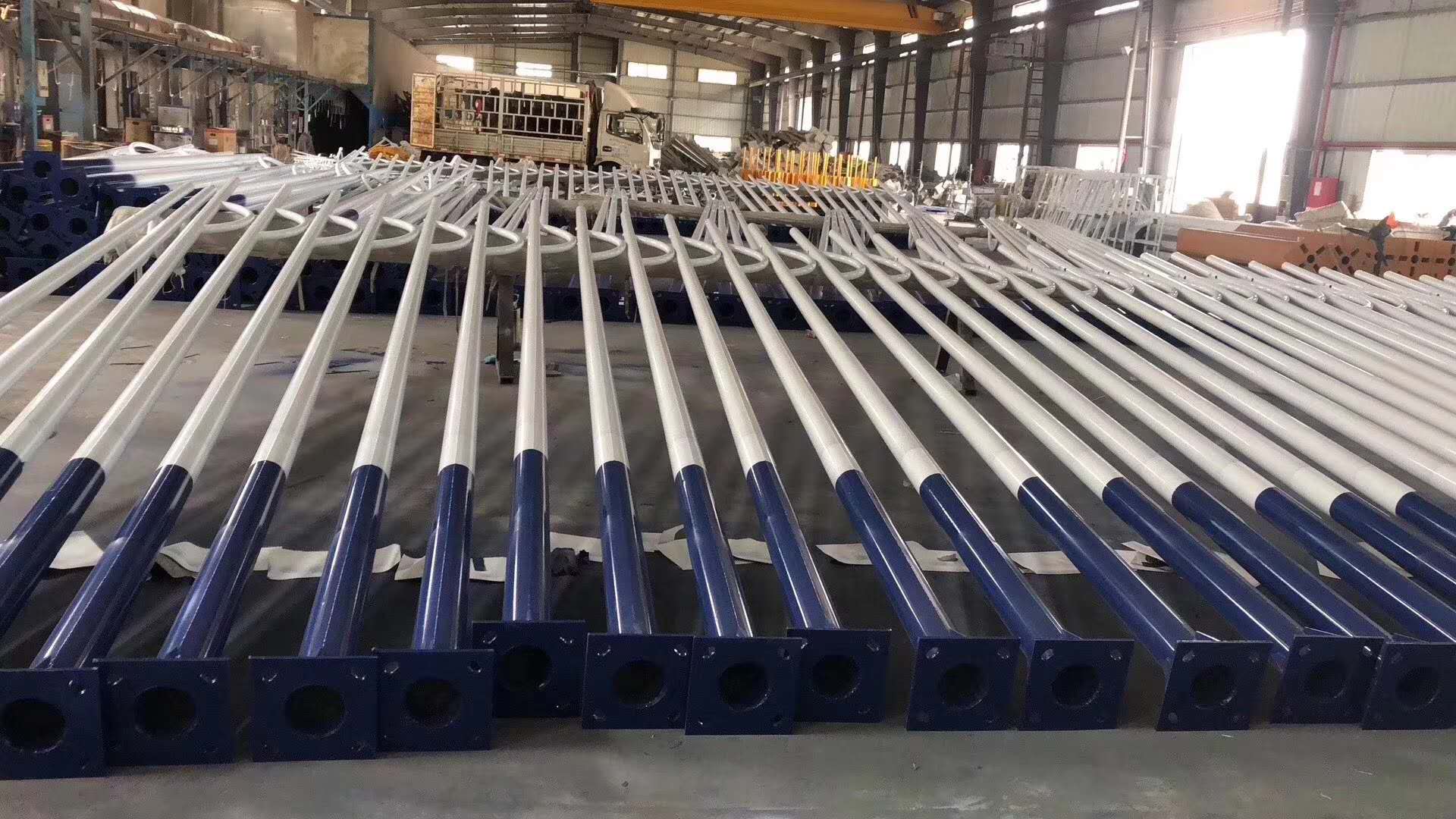 廣西柳州柳南 籃球架出售籃球架廠家 學校籃球架固定籃球架  單柱籃球架